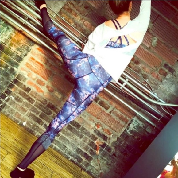 Lululemon If You’re Lucky tights luxtreme - Picture 2 of 4